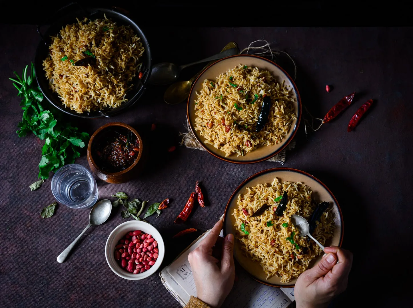 Tamarind rice coated in roasted spice and tamarind paste